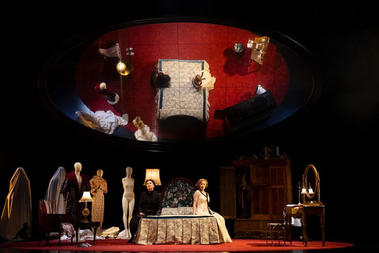 Rebecca by Melbourne Theatre Company: A Hauntingly Adaptation of Daphne du Maurier’s Classic Tale
